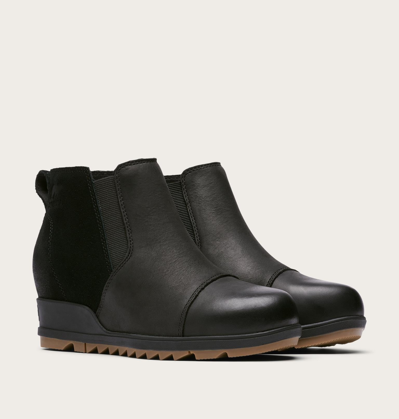 Women's Evie™ Pull-On Suede Bootie - Black