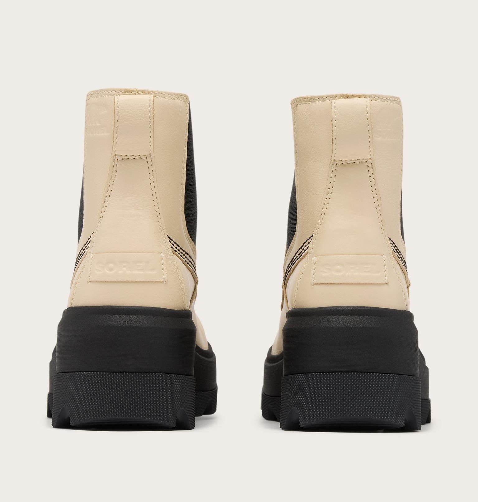 Joan FRWD™ Chelsea Women's Boot - Bleached Ceramic, Black