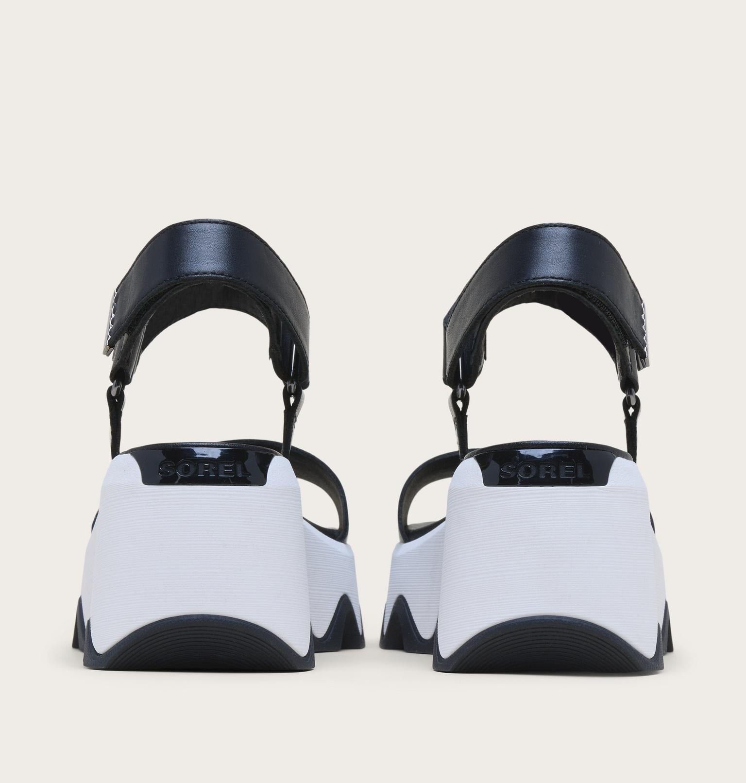 Kinetic™ Aura Y-Strap Women's Sandal - Black, Sea Salt