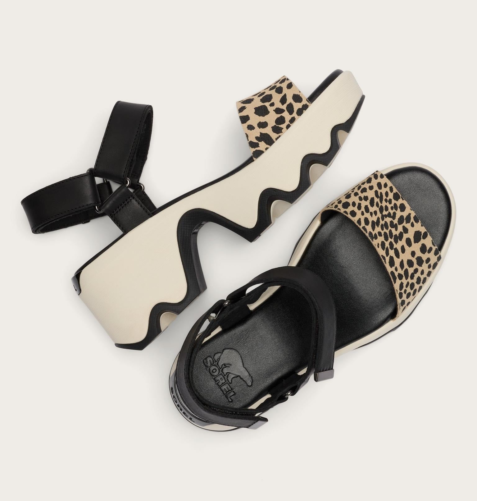 Kinetic™ Aura Y-Strap Women's Sandal - Black, Snow 2