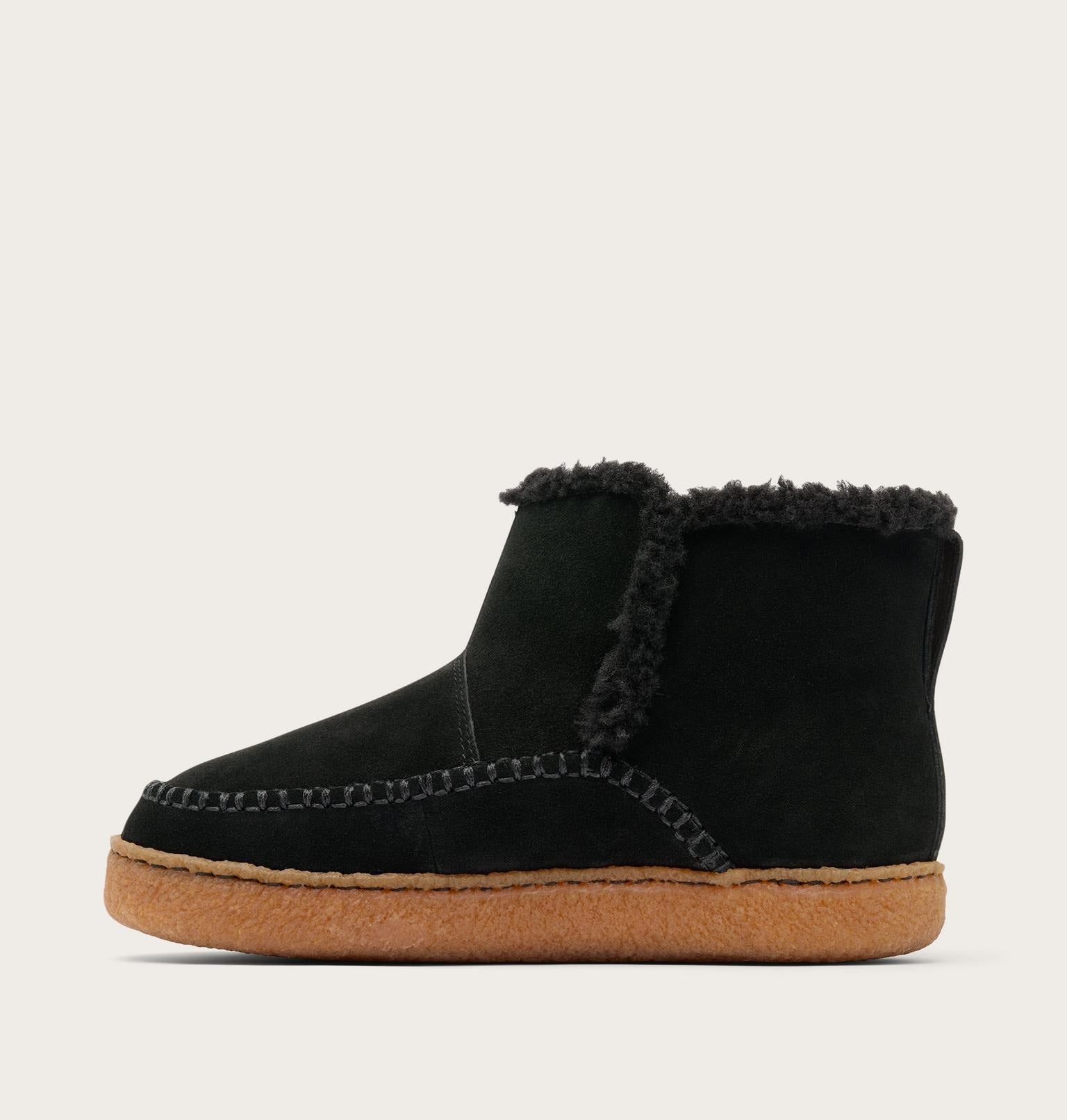 Nakiska™ III Bootie Women's Slipper - Black, Gum 2