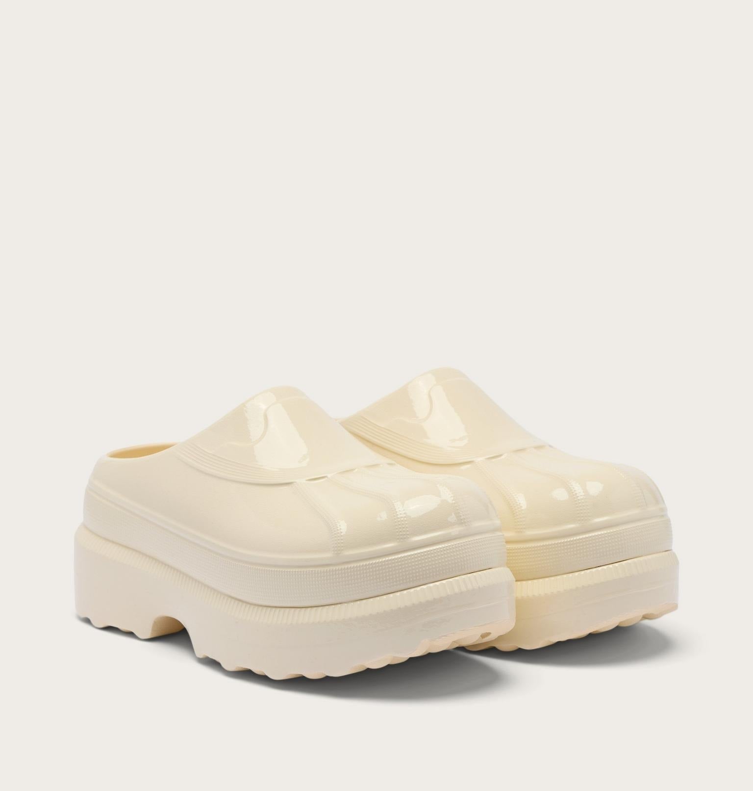 Caribou™ Clog Lux Women's Shoe - Honey White, Sea Salt
